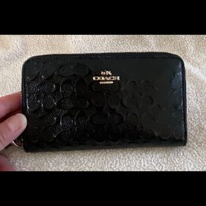 Coach cell phone wallet